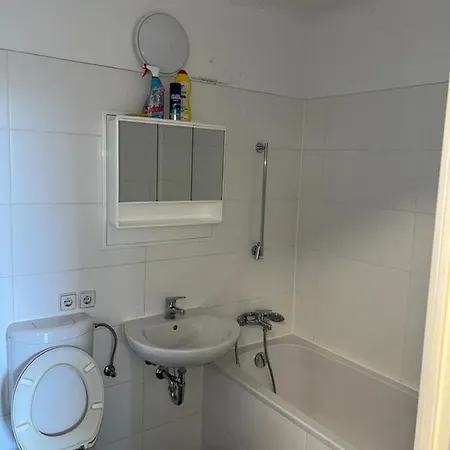 Apartament Sonnige Terrassenwohnung Mit 3 Zimmern Und Bad J30 Lipsk
